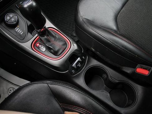 Used 2020 Jeep Compass Trailhawk image 24