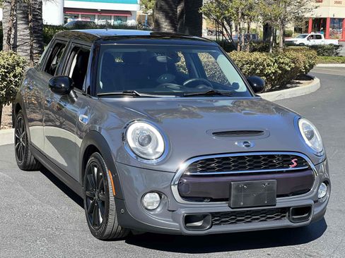 Used 2018 MINI Cooper S FWD image 17