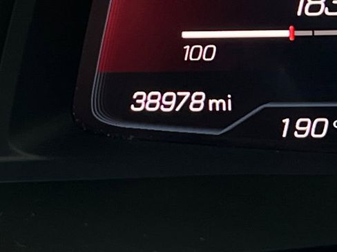 Used 2021 Chevrolet Corvette Stingray Preferred Conv w/ Z51 Performance Package image 17