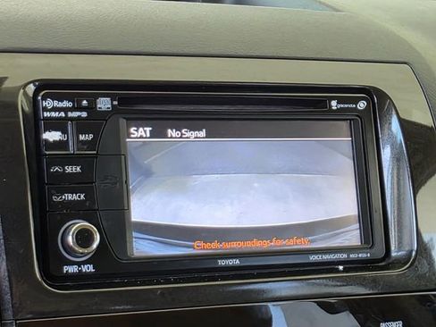 Used 2012 Toyota Sequoia SR5 RWD image 18