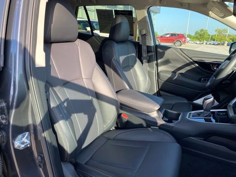 Used 2025 Subaru Outback Limited AWD/4WD image 31