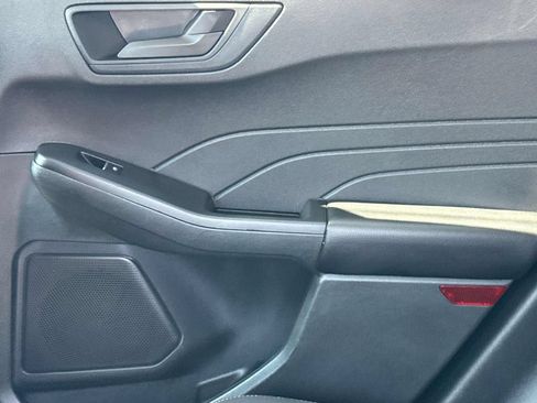 Certified 2025 Ford Escape Active FWD image 13