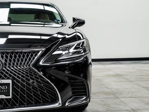 Used 2018 Lexus LS 500 AWD w/ Luxury Package image 4