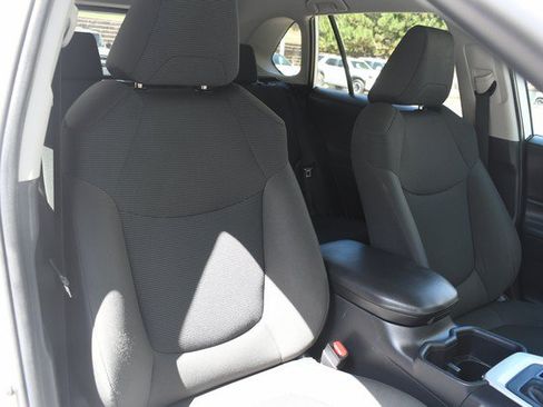 Certified 2024 Toyota RAV4 LE AWD/4WD image 26