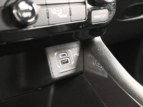 Used 2022 Jeep Compass Latitude image 23