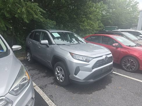 Used 2020 Toyota RAV4 LE w/ All Weather Liner Package AWD/4WD image 2