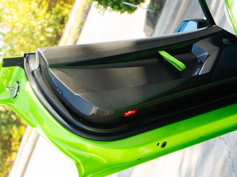 Used 2019 Lamborghini Aventador SVJ image 32