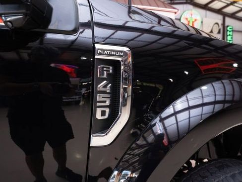 Used 2022 Ford F450 Platinum w/ FX4 Off-Road Package image 10