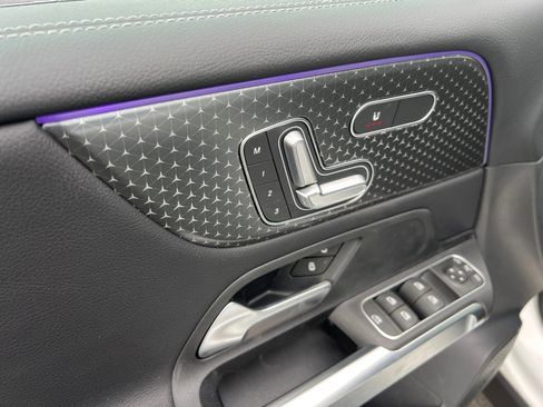 New 2026 Mercedes-Benz GLB 250 4MATIC image 10