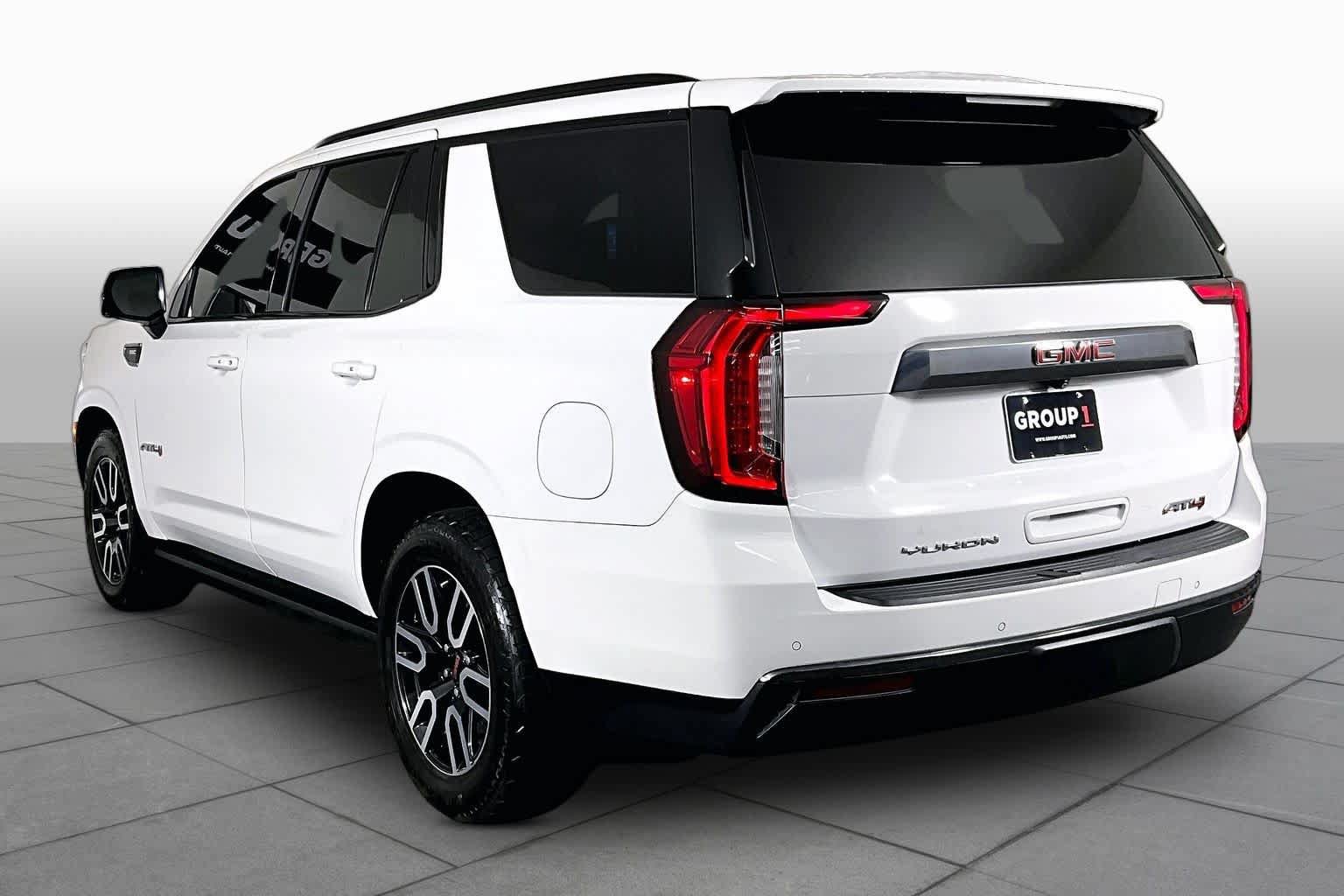 Used 2021 GMC Yukon AT4 w/ AT4 Premium Plus Package AWD/4WD image 5