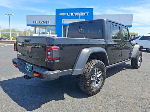 Used 2026 Jeep Gladiator Mojave AWD/4WD image 7