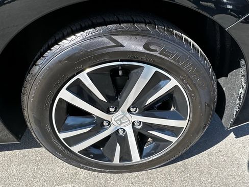 Used 2024 Honda Civic LX image 8