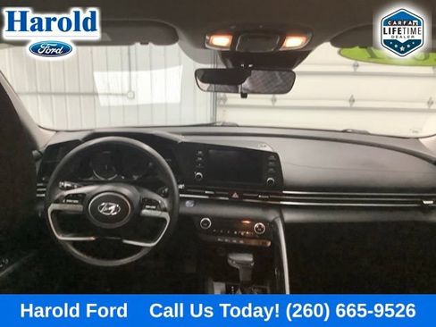 Used 2021 Hyundai Elantra SEL FWD image 13
