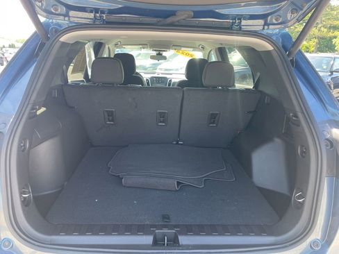 Used 2024 Chevrolet Equinox LT FWD image 36