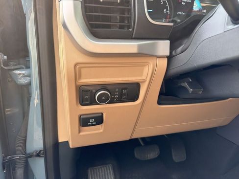 Used 2023 Ford F150 XLT AWD/4WD image 16