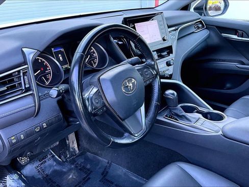Used 2023 Toyota Camry SE w/ Blackout Package (TMS) FWD image 17