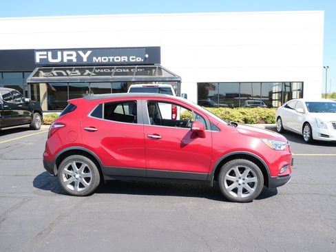 Used 2020 Buick Encore Essence w/ Experience Buick Package AWD/4WD image 1