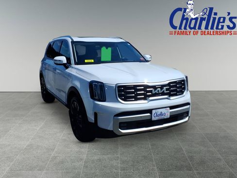 Certified 2024 Kia Telluride SX Prestige w/ Towing Package AWD/4WD image 3