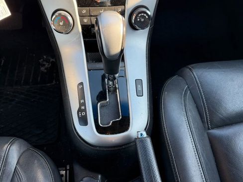 Used 2011 Chevrolet Cruze LT w/ RS Package image 5