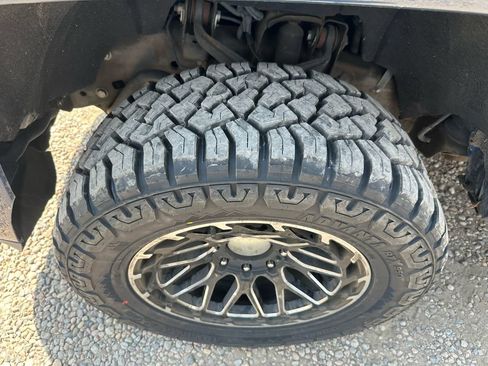 Used 2015 Chevrolet Silverado 2500 High Country w/ Duramax Plus Package AWD/4WD image 38