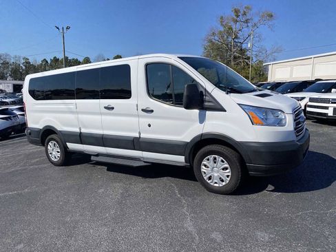 Used 2019 Ford Transit 350 XLT image 2
