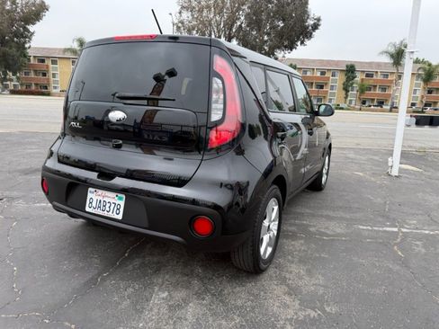 Used 2019 Kia Soul FWD image 8