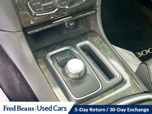 Used 2016 Chrysler 300 C AWD/4WD image 17