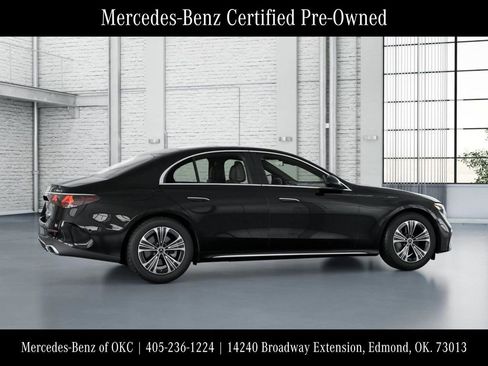 Used 2025 Mercedes-Benz E 350 4MATIC Sedan image 19
