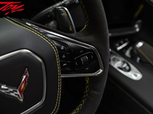 Used 2021 Chevrolet Corvette Stingray Premium Conv w/ Z51 Performance Package RWD image 40