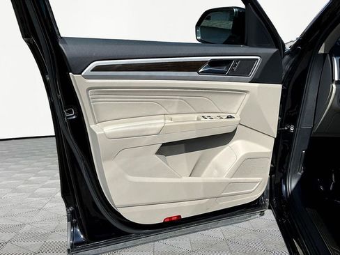 Used 2022 Volkswagen Atlas SE FWD image 21