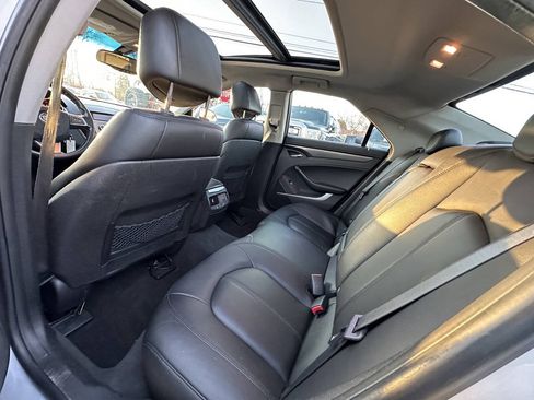 Used 2010 Cadillac CTS Sedan RWD image 11