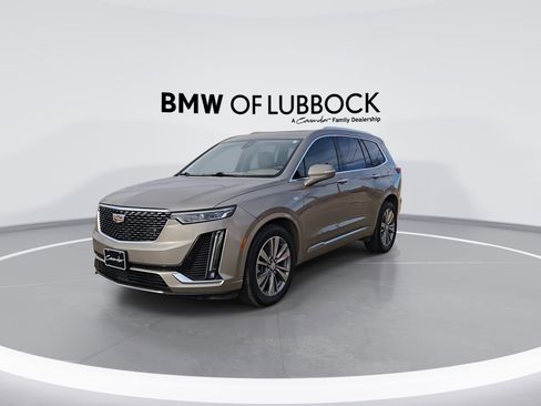 Used 2022 Cadillac XT6 Premium Luxury w/ Platinum Package image 3