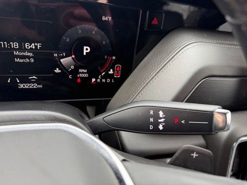 Certified 2025 GMC Yukon Denali AWD/4WD image 28