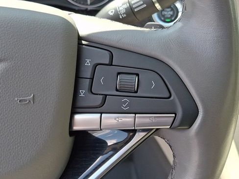 Certified 2024 Cadillac XT6 Premium Luxury w/ LPO, Floor Liner Package AWD/4WD image 21