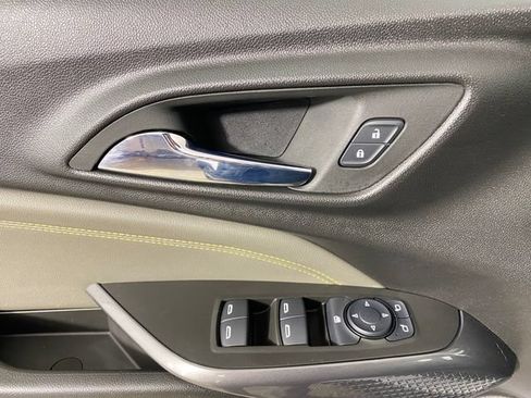 Certified 2024 Chevrolet Trax ACTIV w/ Sunroof Package FWD image 13