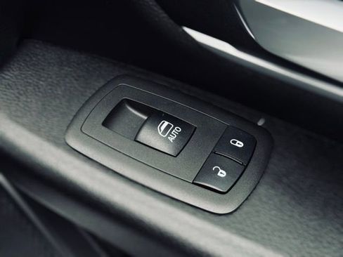 Used 2022 RAM 1500 Big Horn image 16