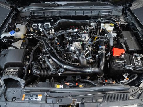Certified 2025 Ford Bronco Outer Banks AWD/4WD image 25