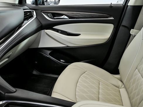 Used 2023 Buick Enclave Avenir w/ Avenir Technology Package image 26