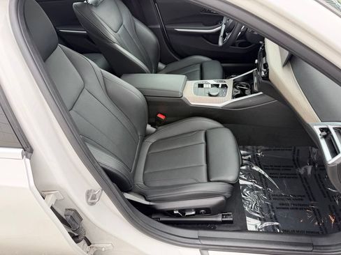 Used 2025 BMW 330i Sedan RWD image 18