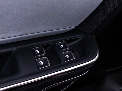 Used 2024 Rivian R1S Adventure AWD/4WD image 19