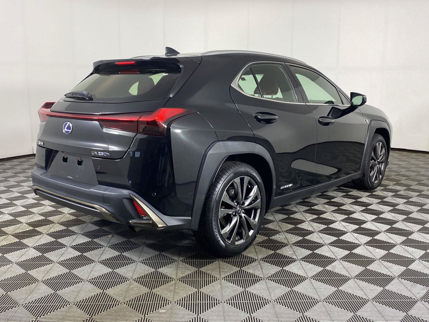 Used 2019 Lexus UX 250h F Sport w/ F Sport Premium Package AWD/4WD image 5