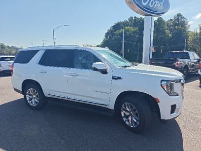 Used 2022 GMC Yukon SLT w/ SLT Premium Package