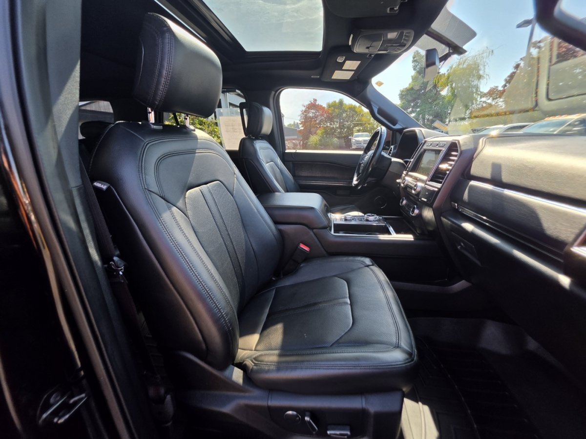 Used 2018 Ford Expedition Limited AWD/4WD image 8