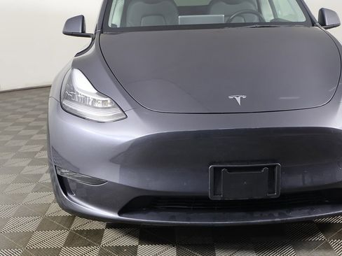Used 2023 Tesla Model Y Long Range image 14