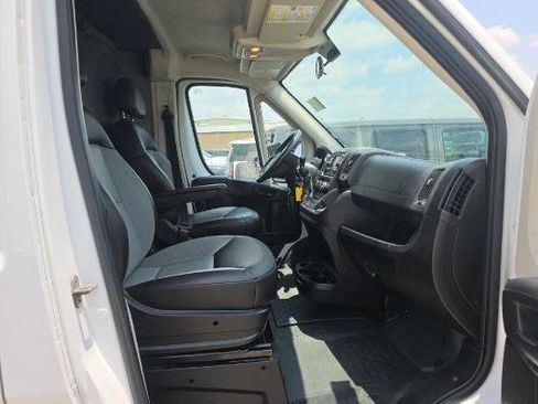 Used 2016 RAM ProMaster 2500 w/ Mopar Trailer Tow Group FWD image 11