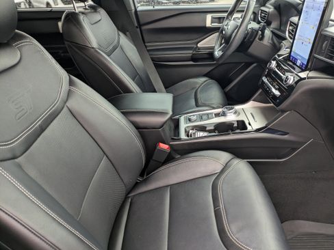 Used 2023 Ford Explorer ST w/ Equipment Group 401A image 10