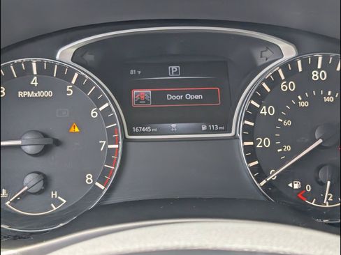 Used 2018 Nissan Pathfinder S FWD image 10