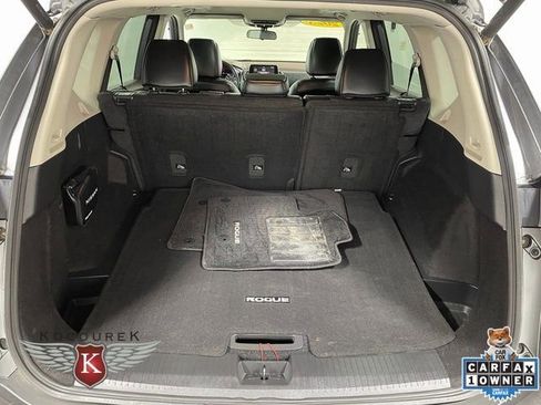 Used 2023 Nissan Rogue SV w/ SV Premium B Package image 26