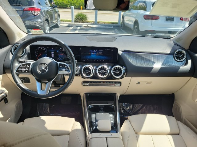 Used 2022 Mercedes-Benz GLA 250 4MATIC image 14