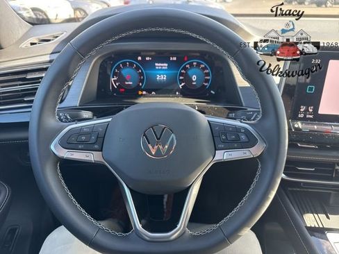 New 2026 Volkswagen Atlas Cross Sport SE image 11